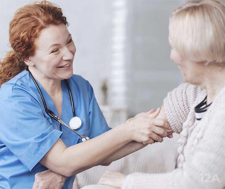 Leben mit ITP: Eine Ärztin und eine Patientin im Gespräch